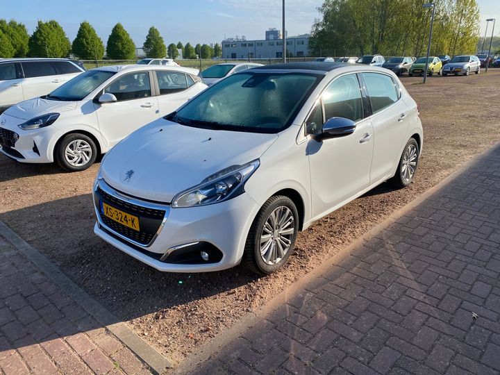 PEUGEOT 208 2018 vf3cchnztjw057260