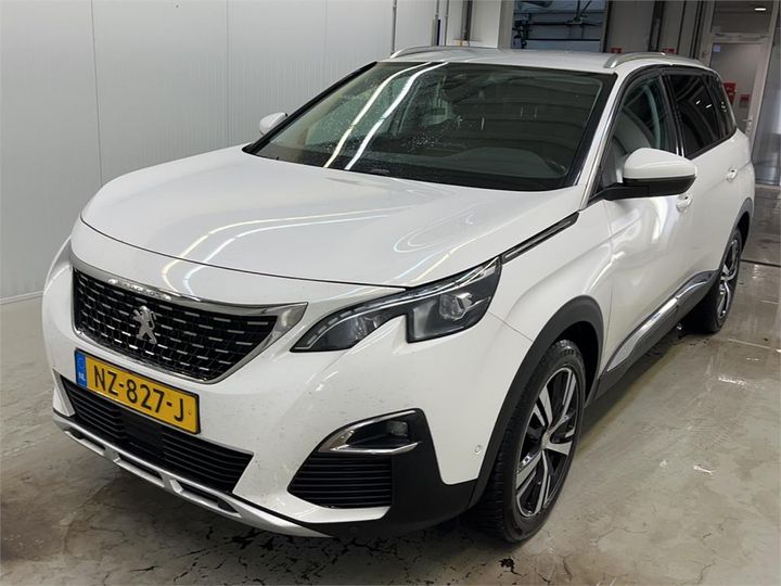 PEUGEOT 5008 2017 vf3m45gzwhl012988