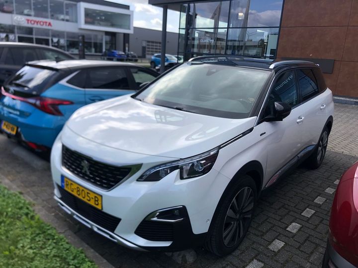 PEUGEOT 5008 2017 vf3m45gzwhl068260