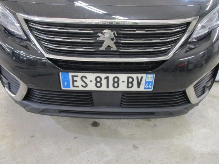 PEUGEOT 5008 7S 2017 vf3mcbhzhhl053702