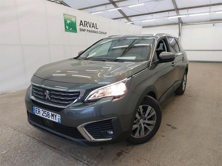 PEUGEOT 5008 2017 vf3mcbhzwhl054994