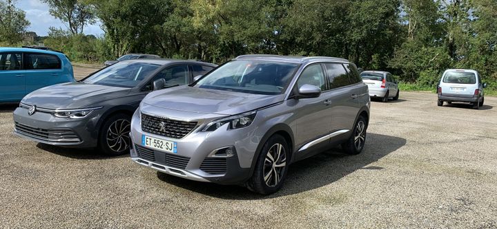 PEUGEOT 5008 2018 vf3mcbhzwjl007579