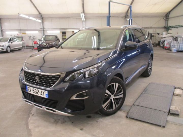 PEUGEOT 5008 7S 2018 vf3mcbhzwjl011003