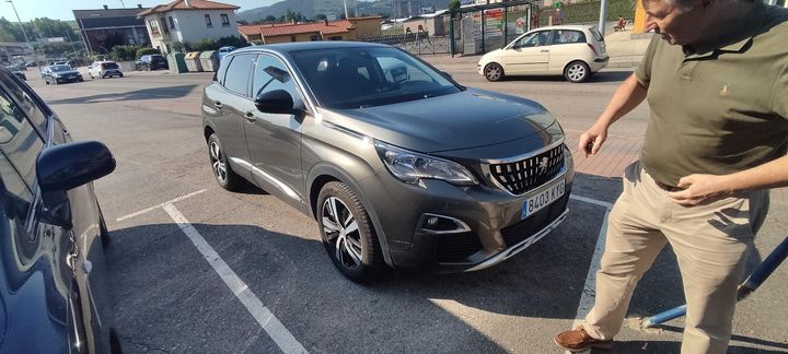 PEUGEOT 3008 2019 vf3mcyhzjks114365