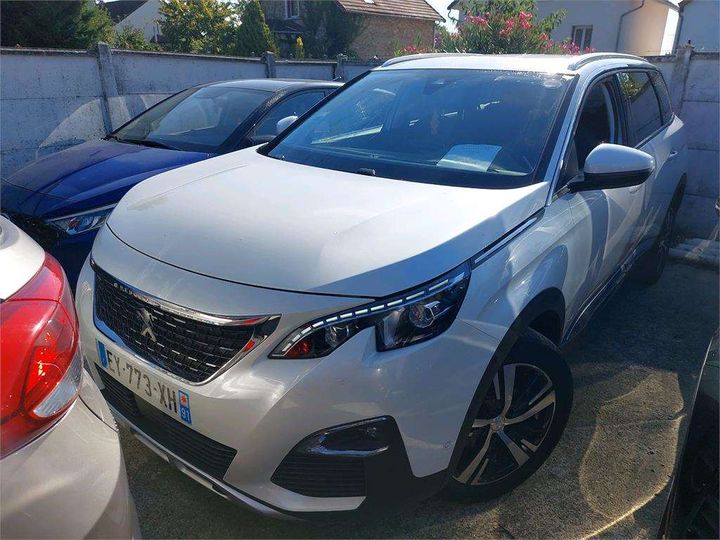 PEUGEOT 5008 2018 vf3mcyhzrjl049549