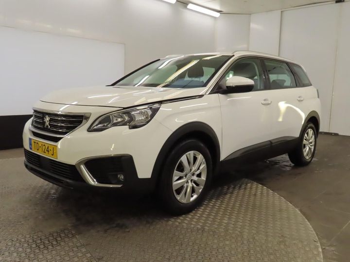 PEUGEOT 5008 2018 vf3mrhnyhjl048597