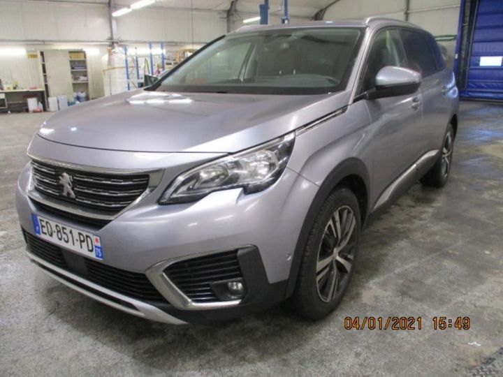 PEUGEOT 5008 7S 2017 vf3mrhnywhl036047