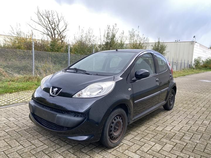 PEUGEOT 107 HATCHBACK 2007 vf3pn8htc88716773