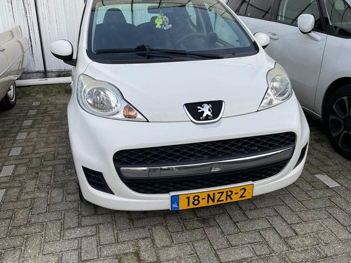 PEUGEOT 107 2011 vf3pncfb088533010