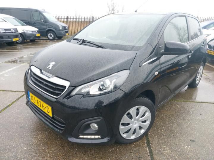 PEUGEOT 108 2017 vf3pscfb3gr135904