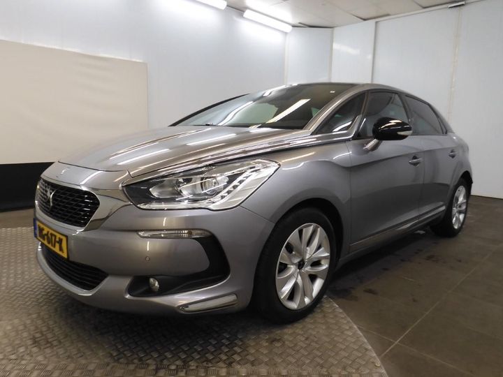 DS AUTOMOBILES DS 5 2017 vf7kfahwths310254