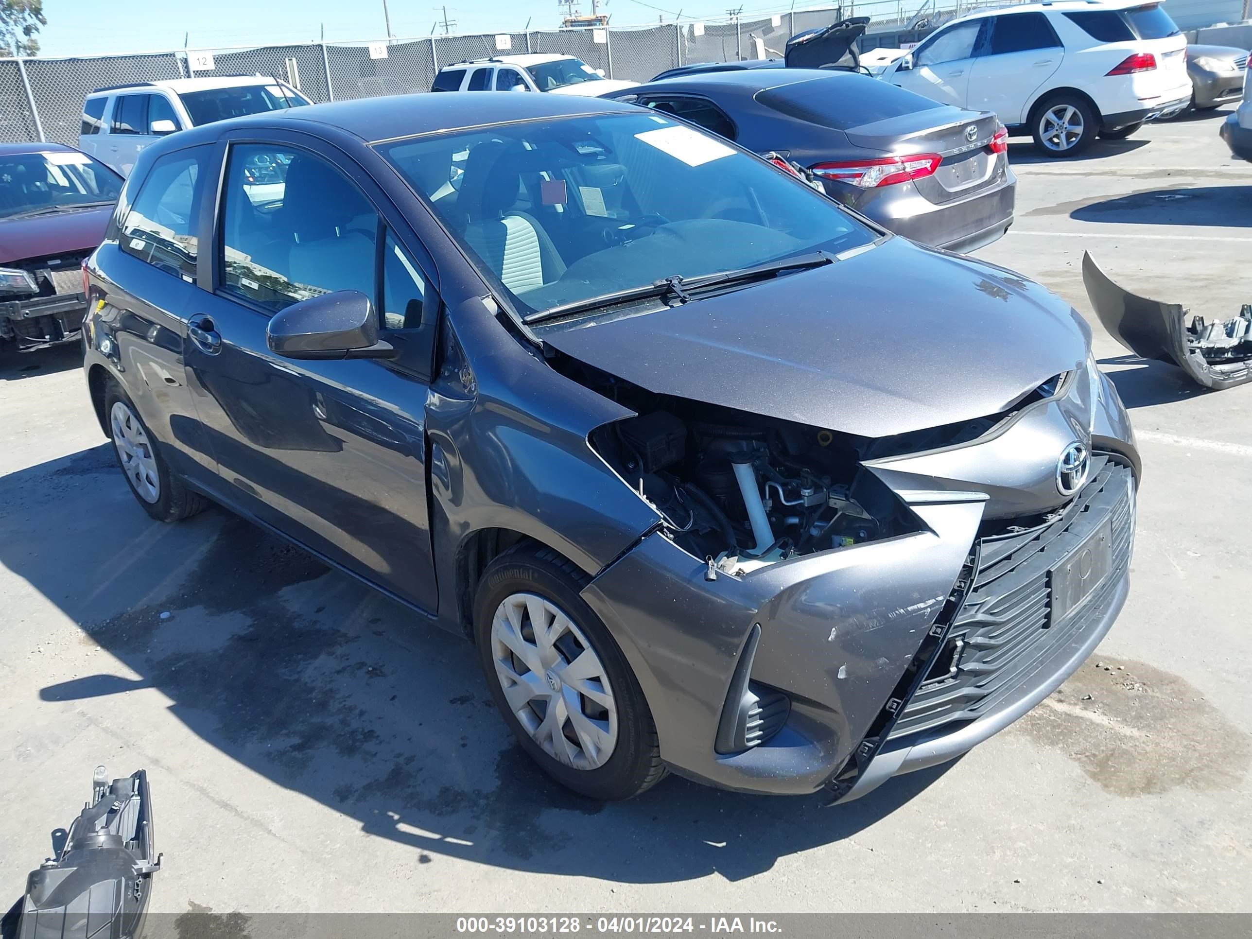 TOYOTA YARIS 2018 vnkjtud31ja093010