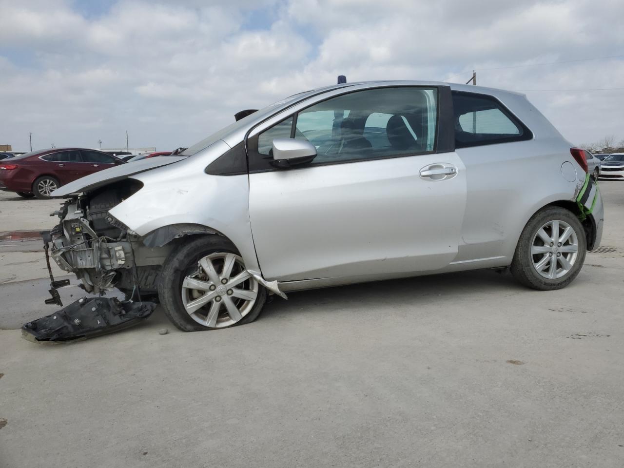 TOYOTA YARIS 2015 vnkjtud39fa044659