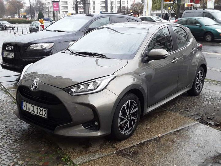 TOYOTA YARIS 2021 vnkkbac370a131216