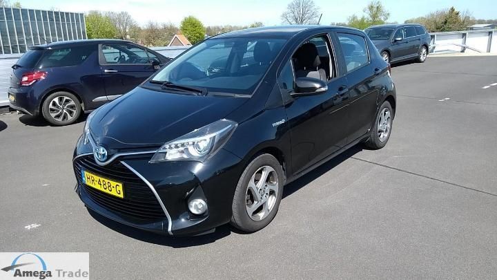 TOYOTA TOYOTA YARIS HYBRID 2015 vnkkd3d320a195586