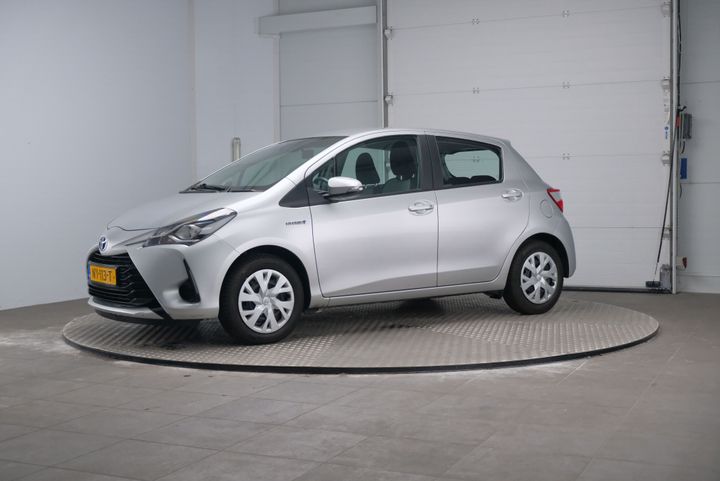 TOYOTA YARIS 2017 vnkkd3d330a325598