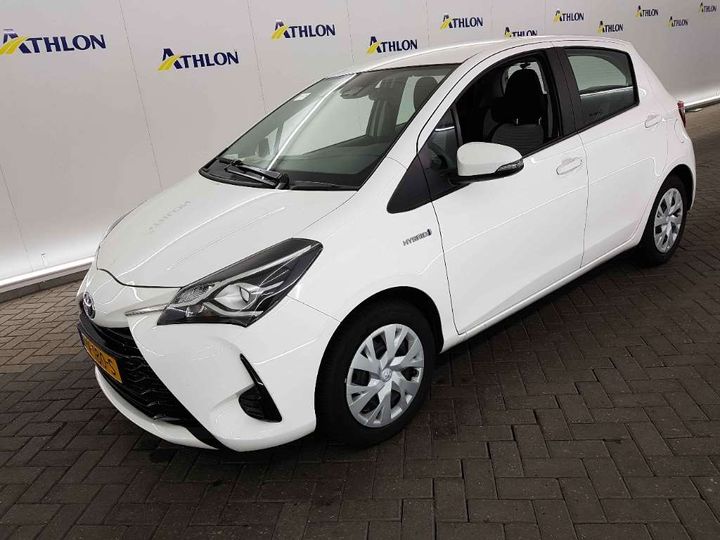 TOYOTA YARIS 2017 vnkkd3d330a373456