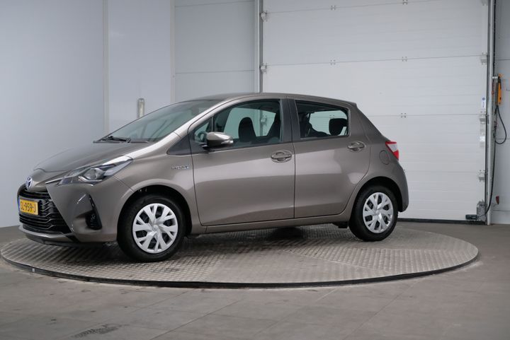 TOYOTA YARIS 2018 vnkkd3d340a452618