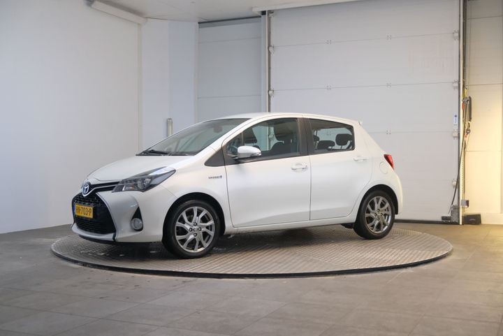 TOYOTA YARIS 2015 vnkkd3d350a209707