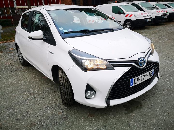 TOYOTA YARIS HYBRIDE 2015 vnkkd3d360a127193