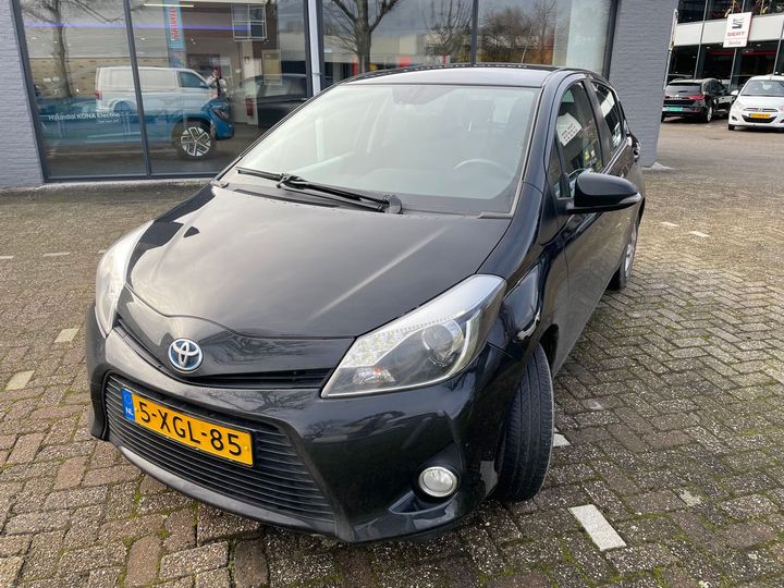 TOYOTA YARIS 2013 vnkkd3d380a056014