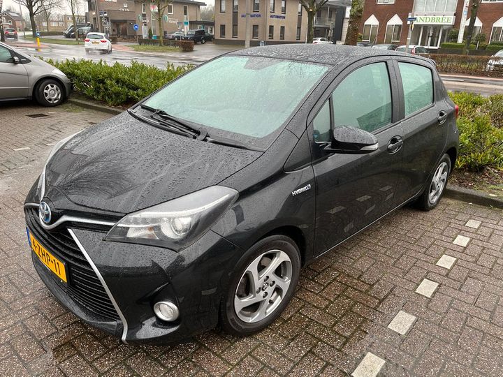 TOYOTA YARIS 2015 vnkkd3d380a127034