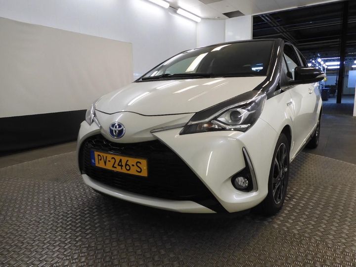 TOYOTA YARIS 2017 vnkkd3d380a383061