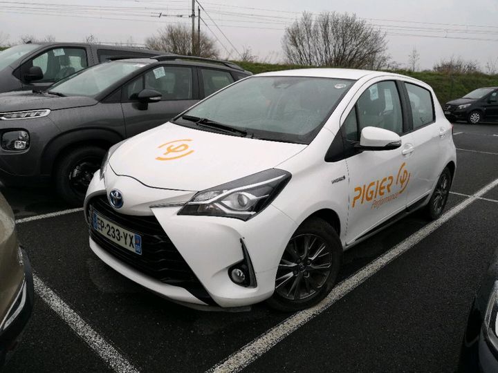 TOYOTA YARIS HYBRIDE 2017 vnkkd3d390a368312