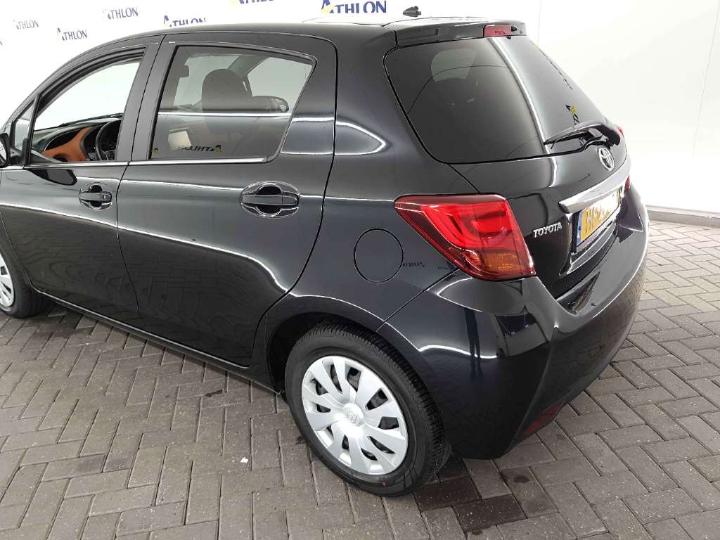 TOYOTA YARIS 2015 vnkkj3d330a321429