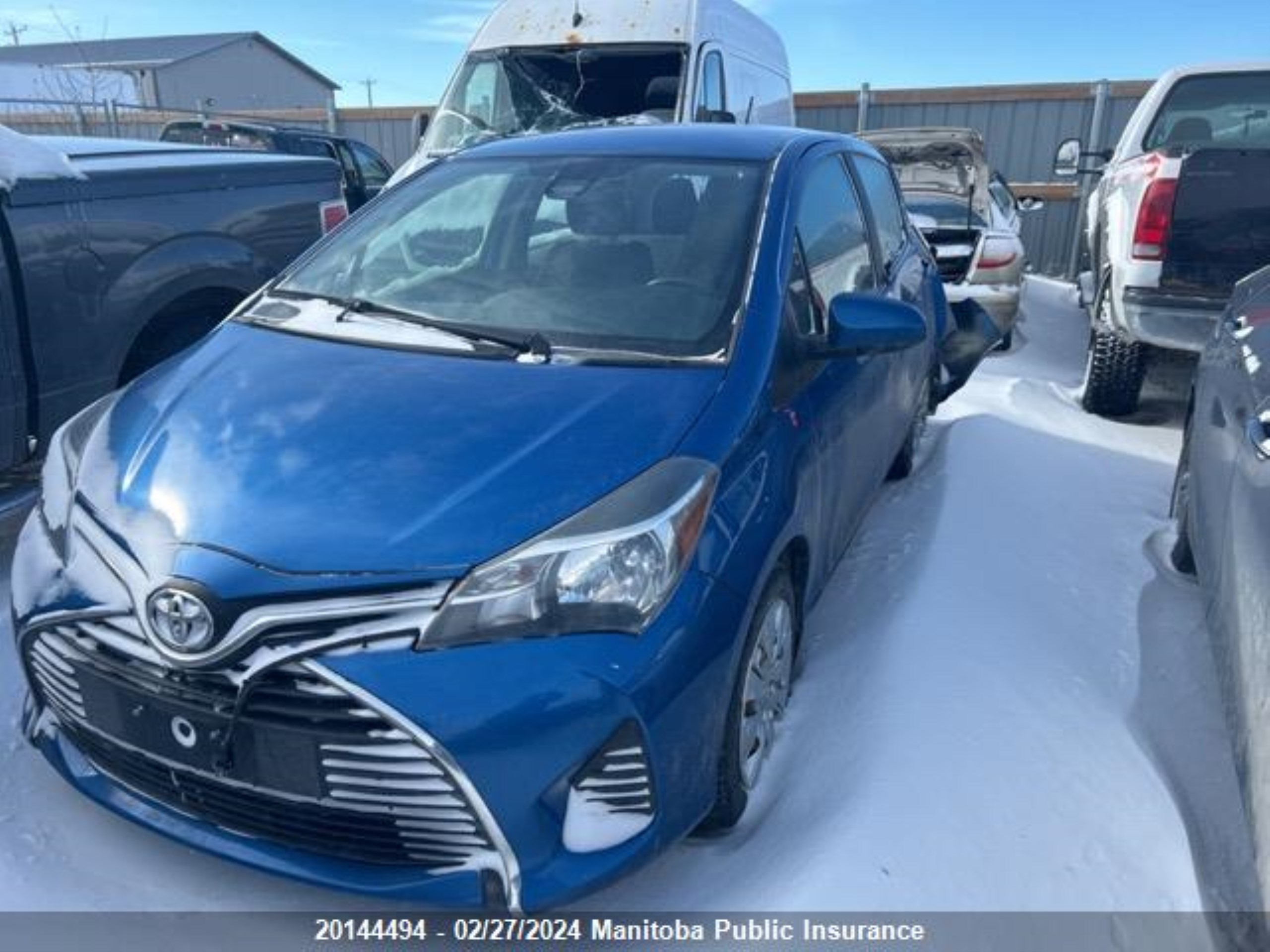 TOYOTA YARIS 2017 vnkktud31ha071572