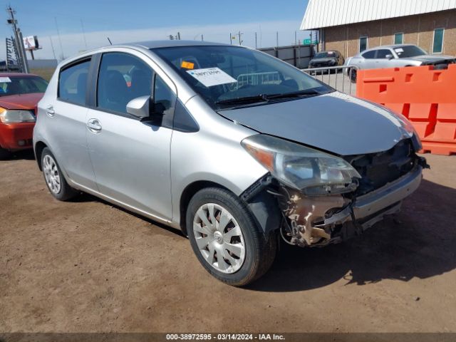 TOYOTA YARIS 2015 vnkktud32fa047326