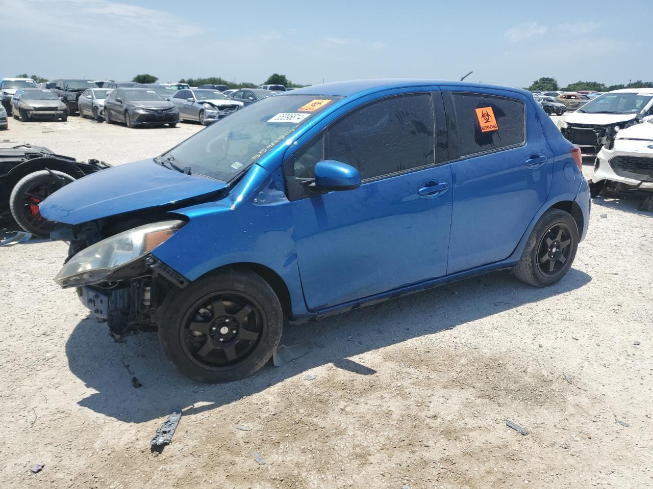 TOYOTA YARIS 2015 vnkktud35fa039043