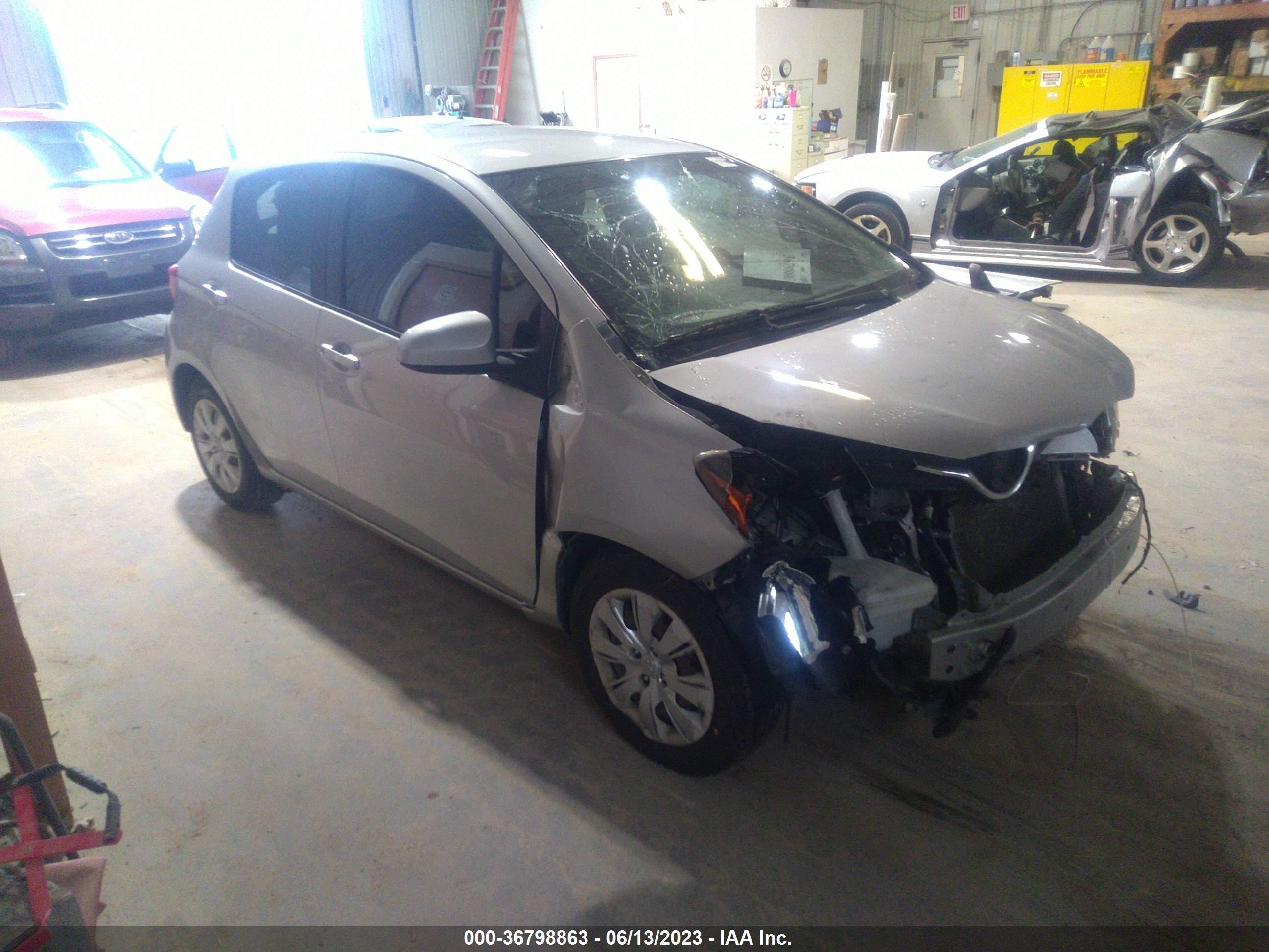 TOYOTA YARIS 2015 vnkktud35fa052813