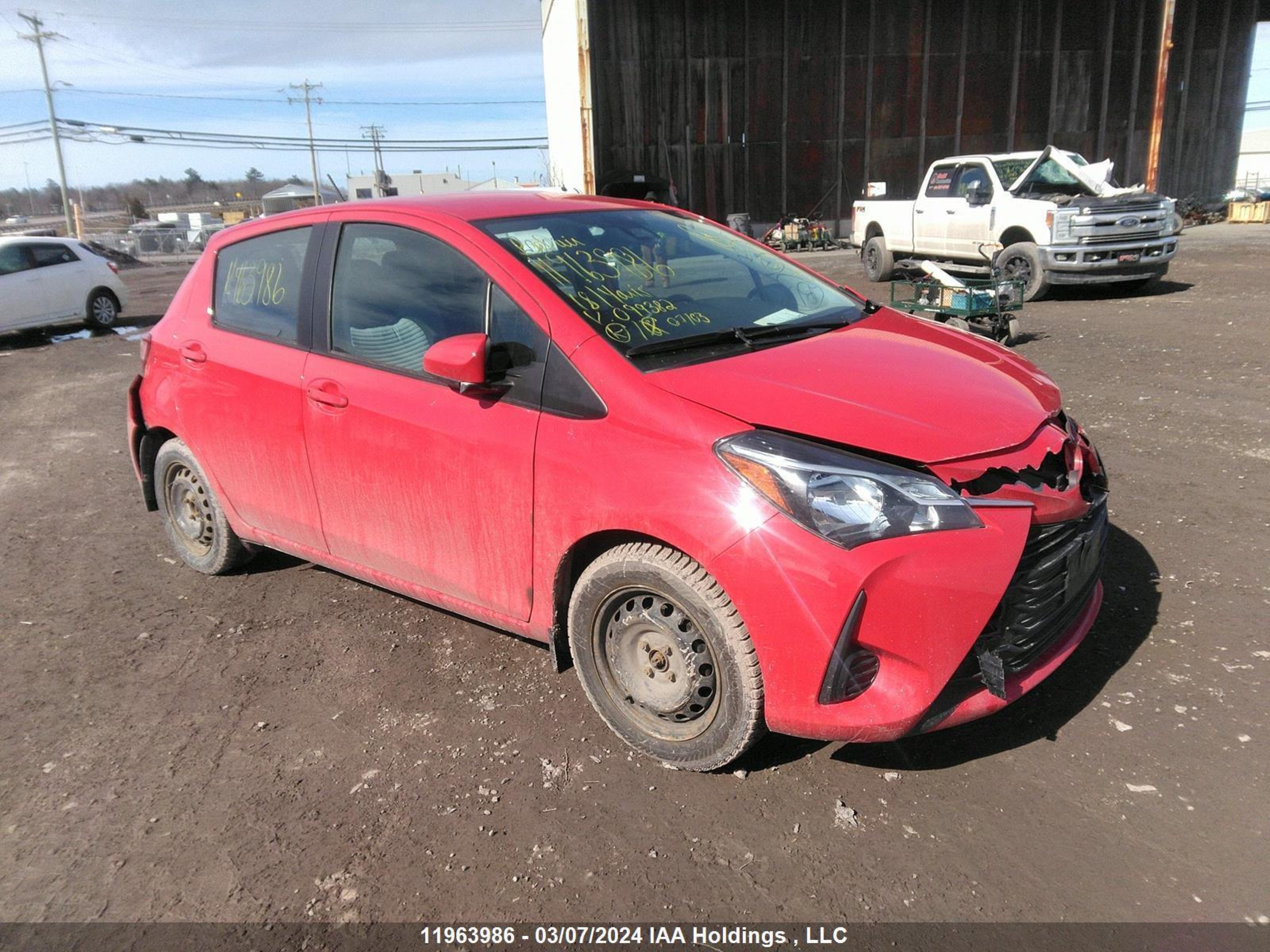 TOYOTA YARIS 2018 vnkktud37ja099382