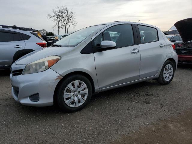 TOYOTA YARIS 2014 vnkktud38ea005807