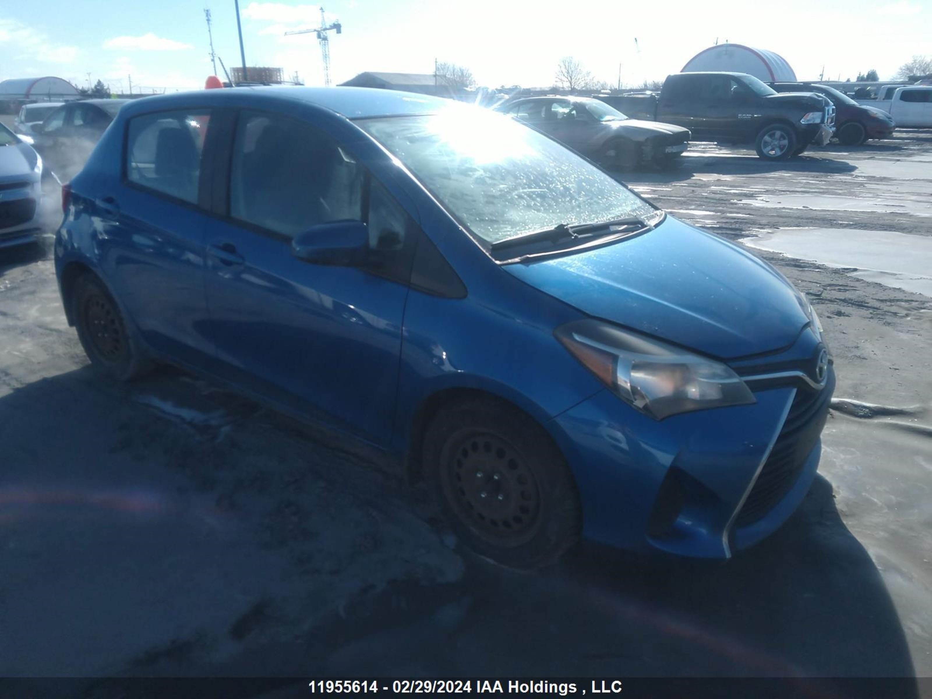 TOYOTA YARIS 2015 vnkktud38fa031759