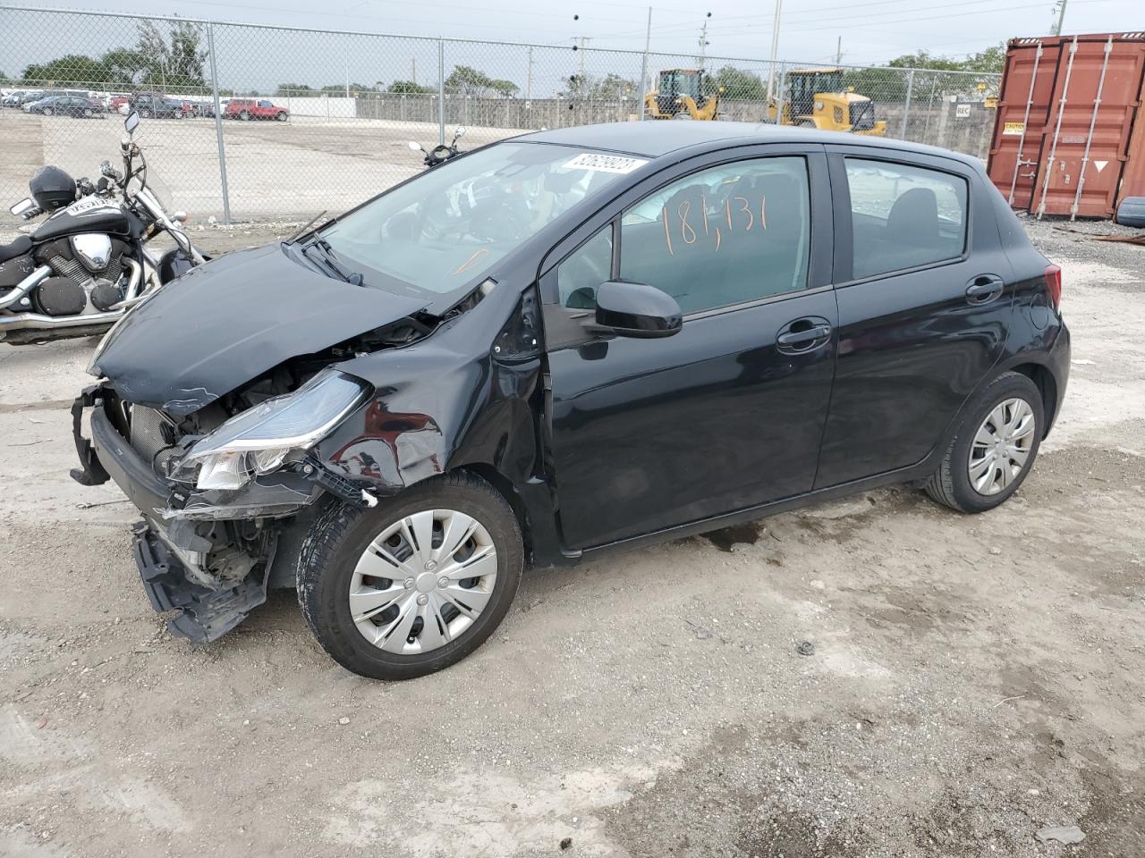 TOYOTA YARIS 2017 vnkktud38ha076073