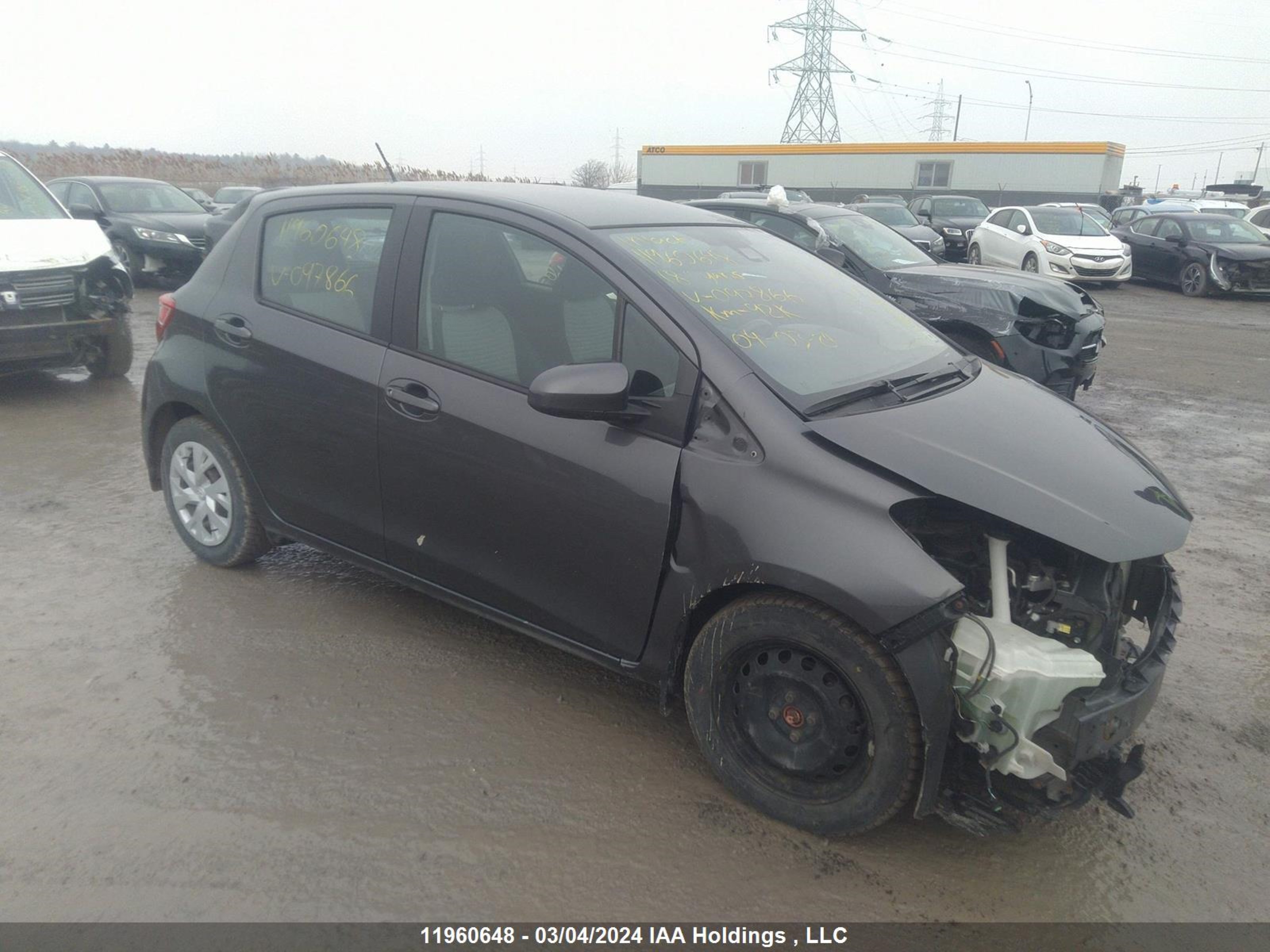 TOYOTA YARIS 2018 vnkktud38ja097866