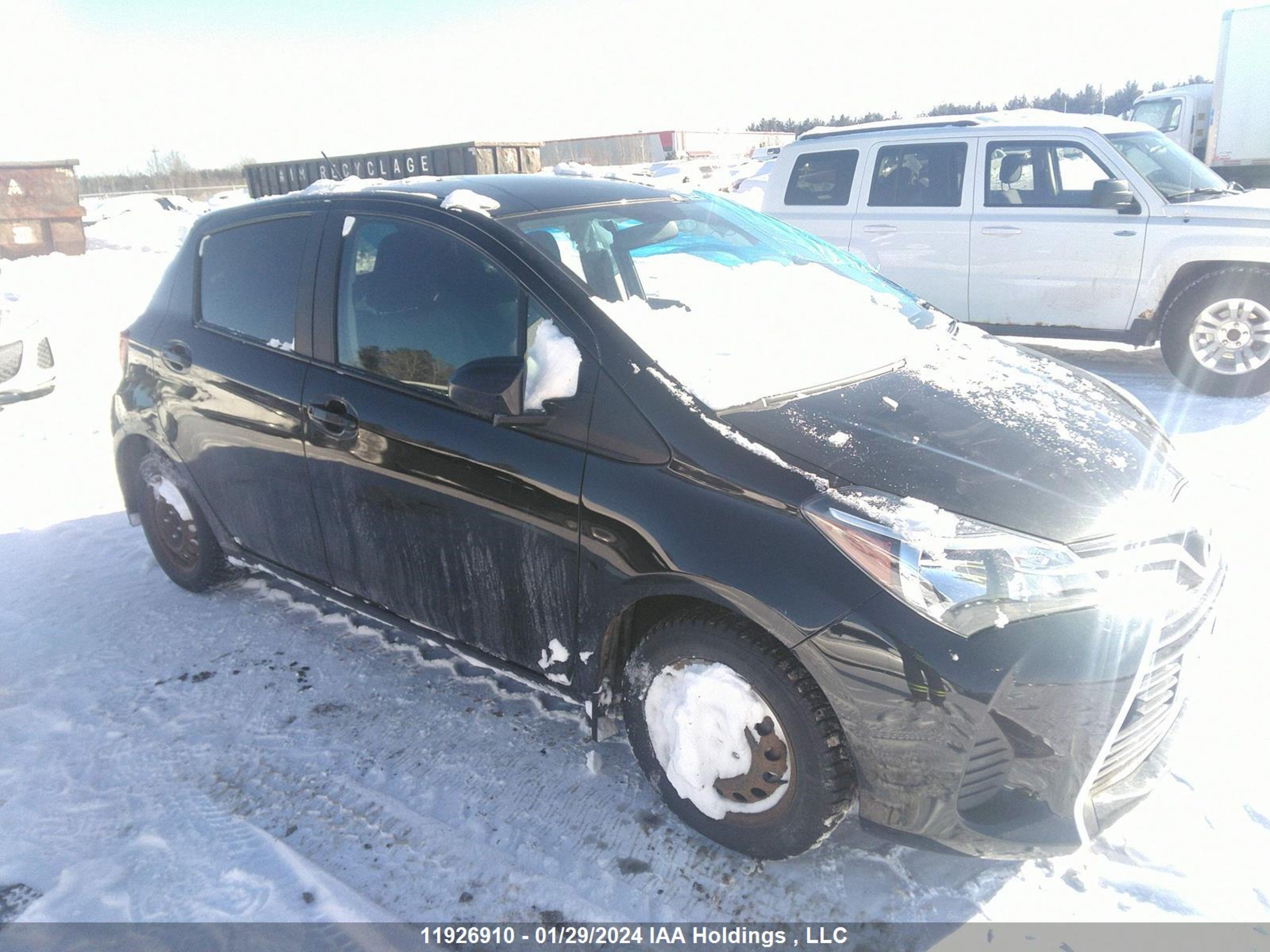 TOYOTA YARIS 2015 vnkktud39fa038848