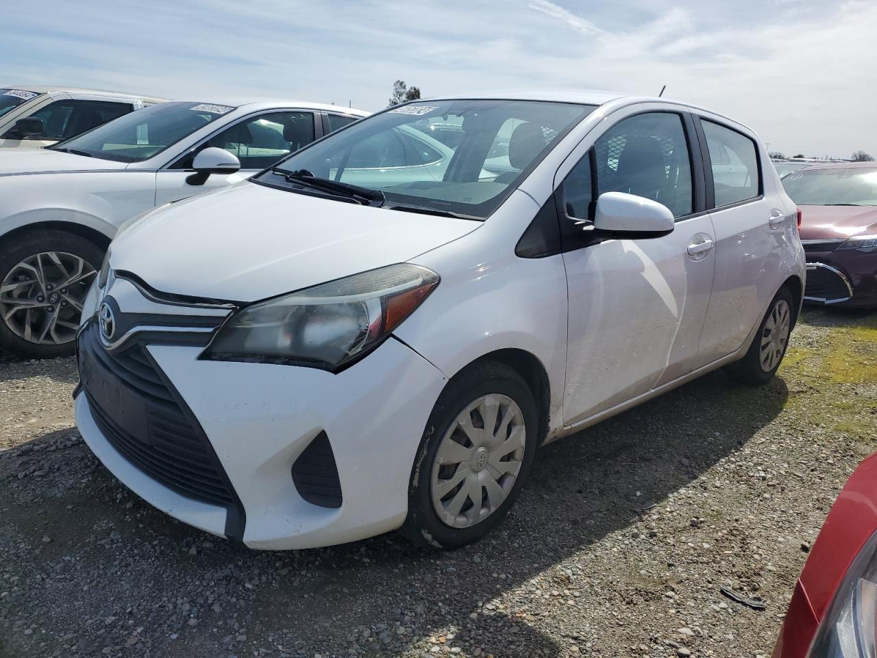 TOYOTA YARIS 2015 vnkktud39fa046481