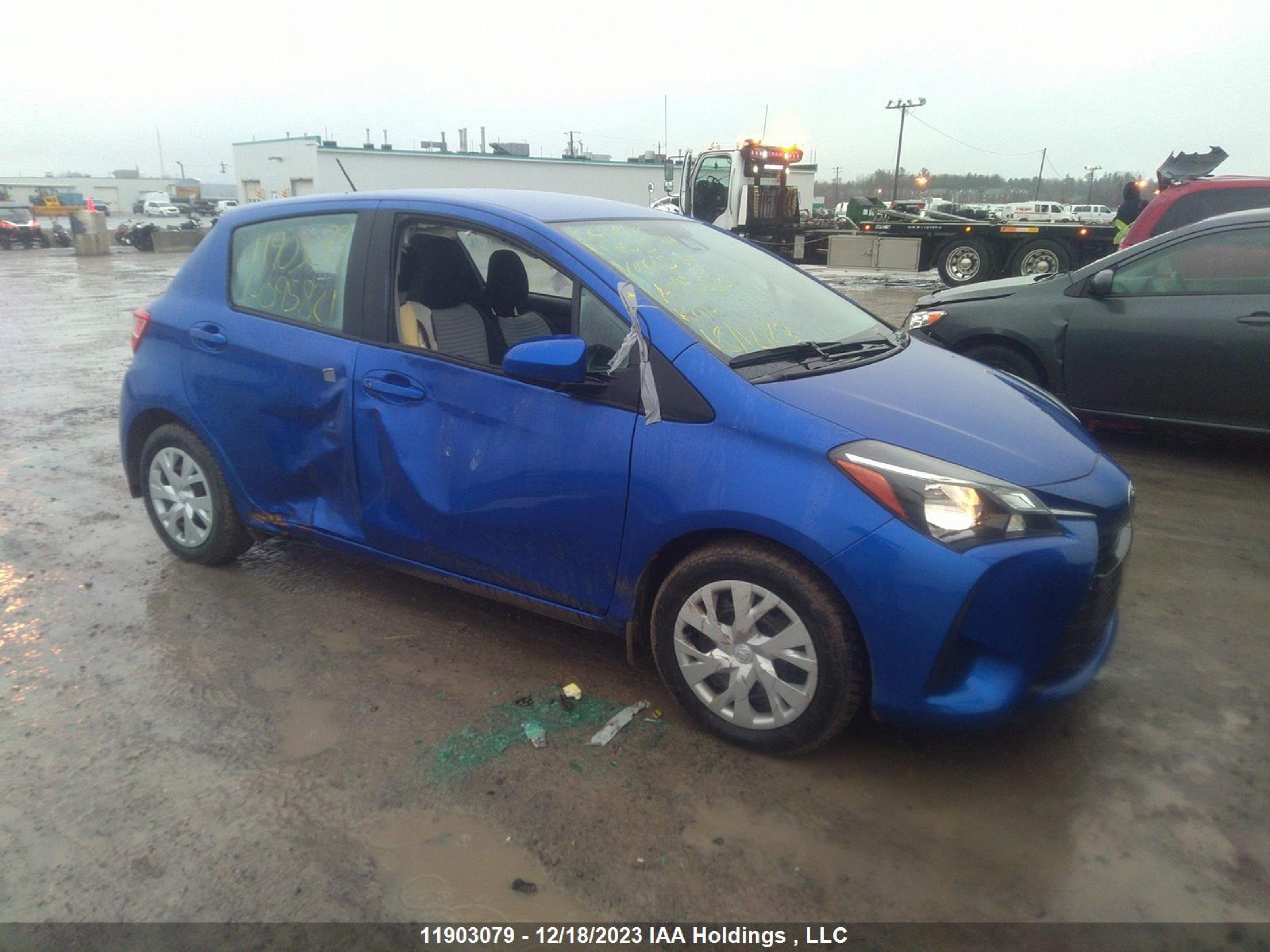 TOYOTA YARIS 2018 vnkktud39ja095821