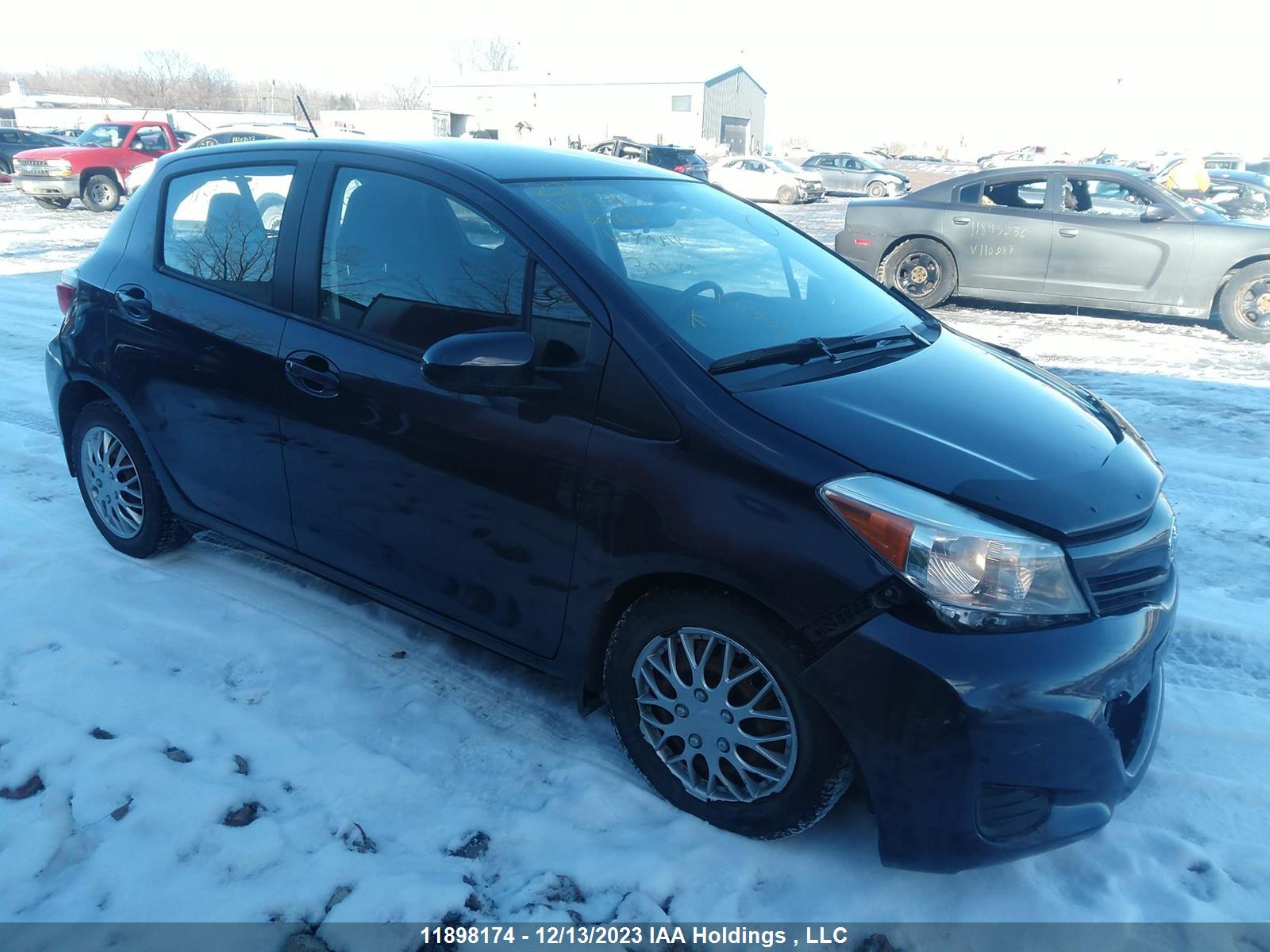 TOYOTA YARIS 2014 vnkktud3xea009650