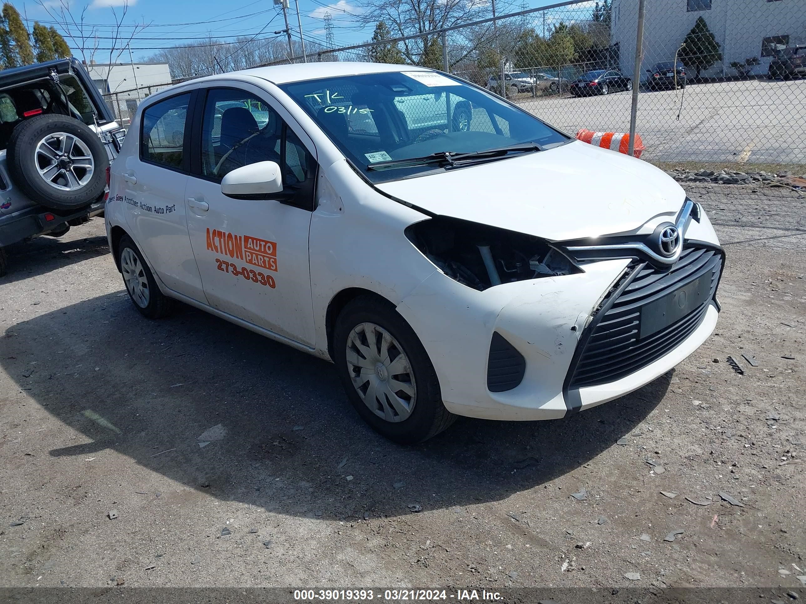 TOYOTA YARIS 2017 vnkktud3xha078648