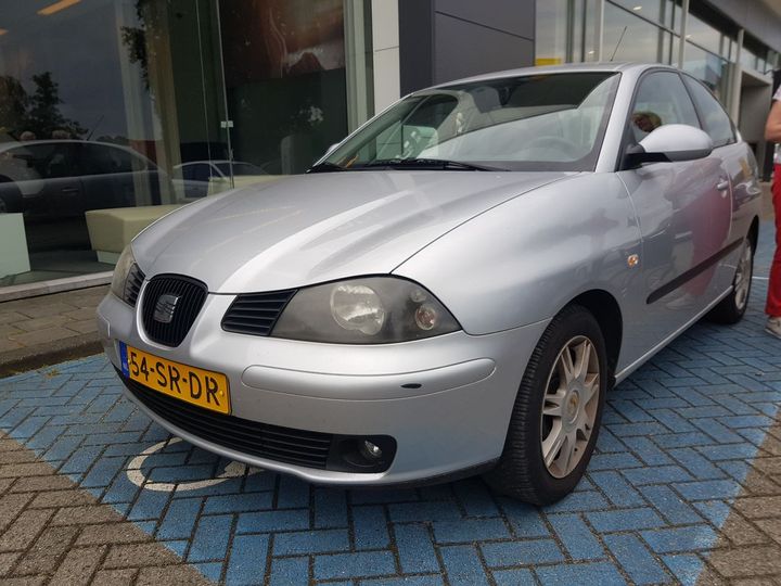 SEAT IBIZA 2006 vsszzz6lz5r157020