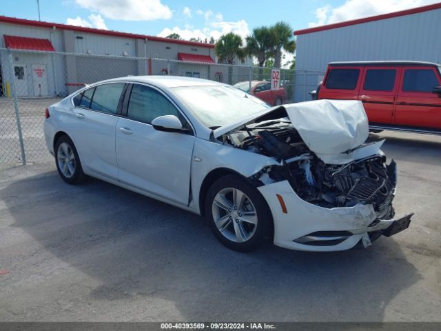 BUICK REGAL 2018 w04gl6sxxj1097989