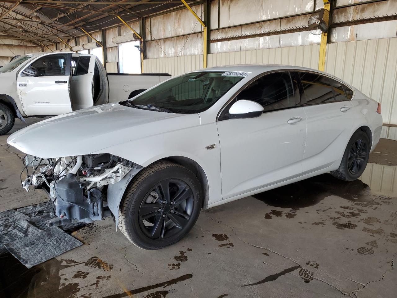 BUICK REGAL 2018 w04gl6sxxj1125614