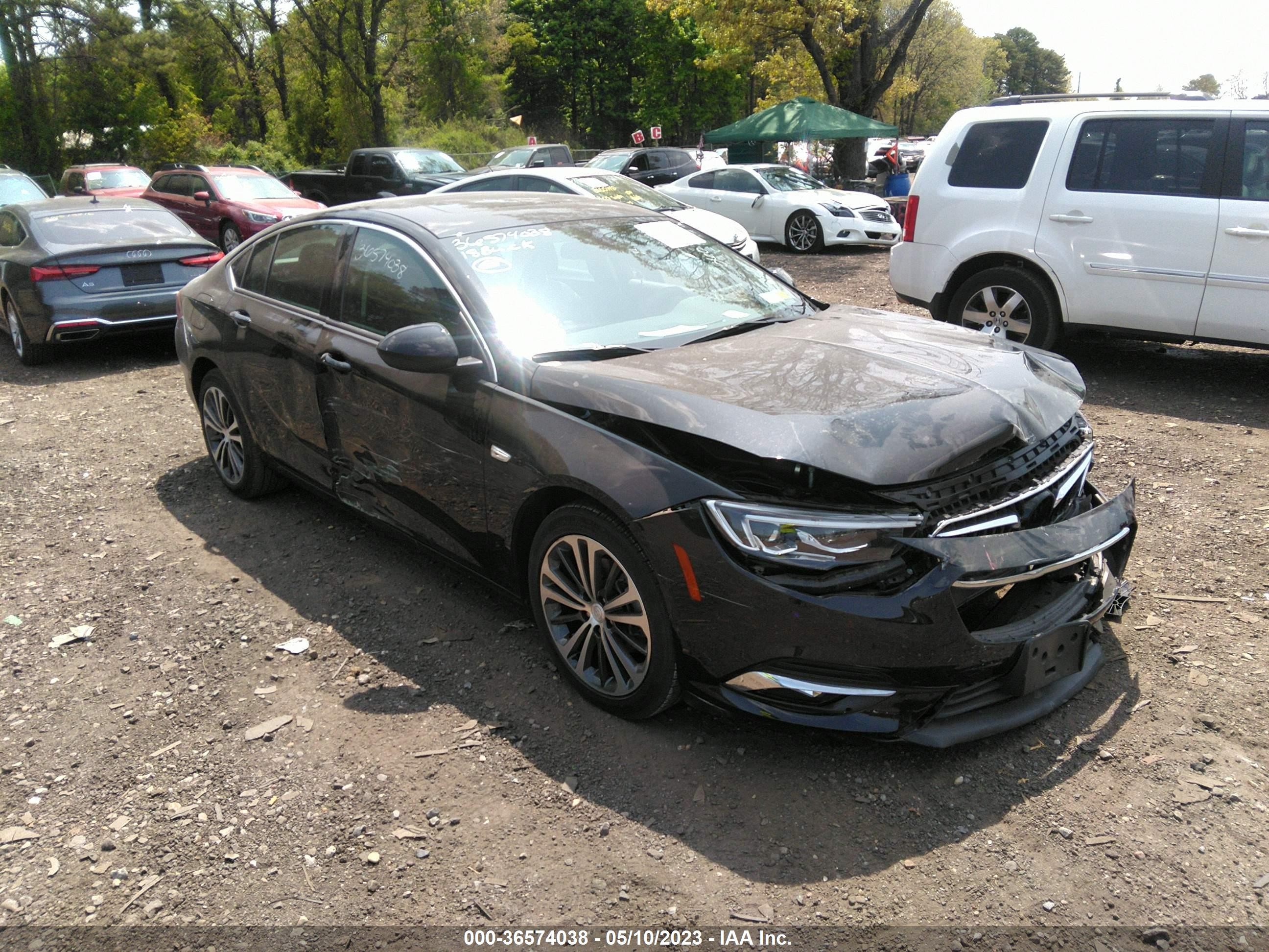 BUICK REGAL 2018 w04gp6sx5j1048140