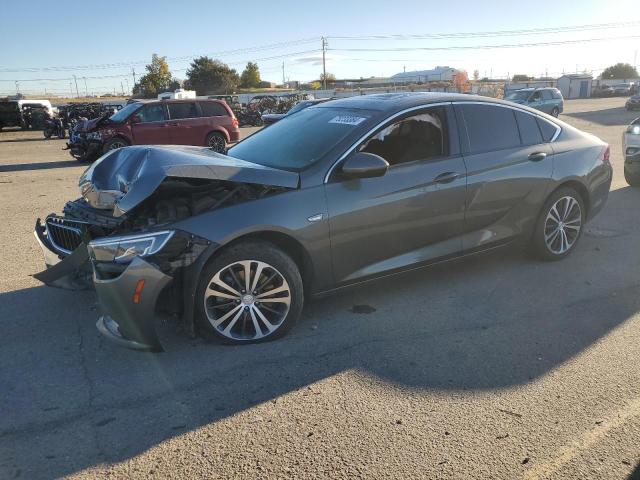 BUICK REGAL ESSE 2018 w04gr6sx0j1067611