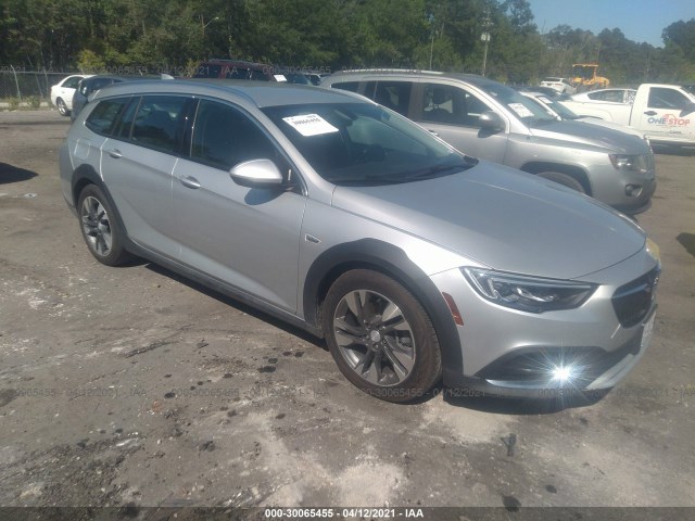 BUICK REGAL TOURX 2018 w04gu8sxxj1125475