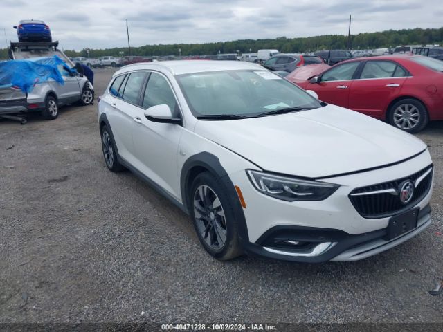 BUICK REGAL TOURX 2018 w04gv8sx5j1135280